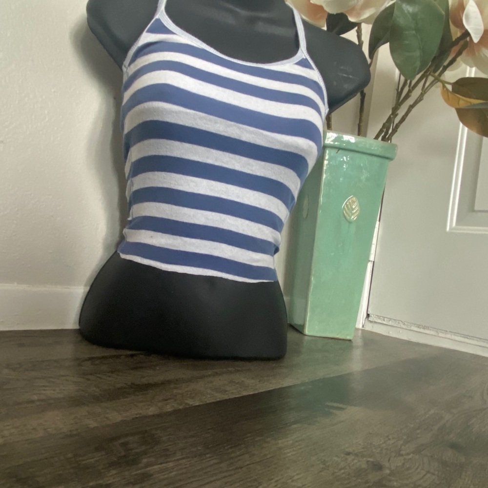 Cropped razor back